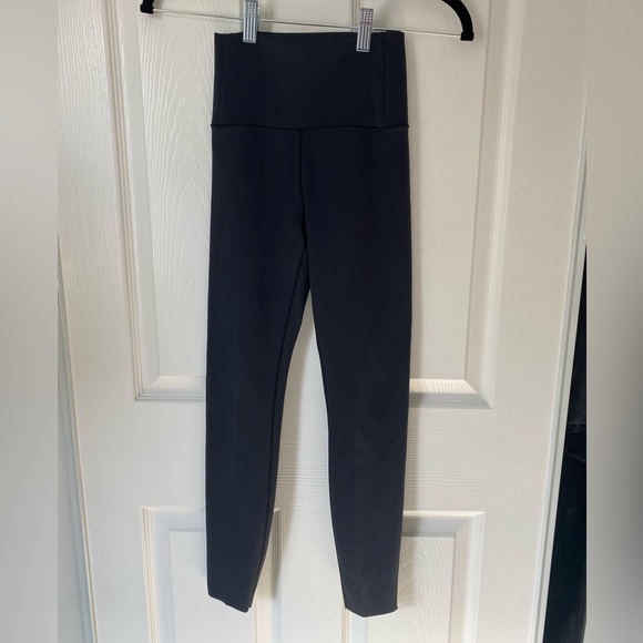 Vuori Black Evolve Leggings XS - Picture 5 of 11